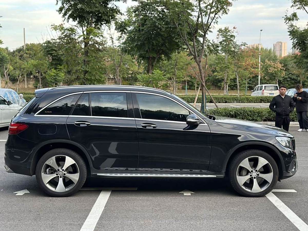 奔馳 奔馳GLC  2016款 GLC 300 4MATIC 豪華型圖片