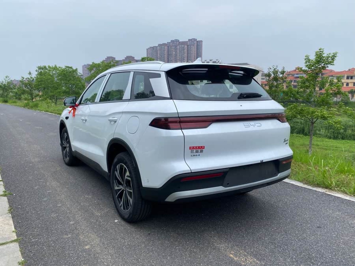 比亞迪 宋Pro新能源  2025款 第二代 智駕版 DM-i 75KM領(lǐng)先型圖片