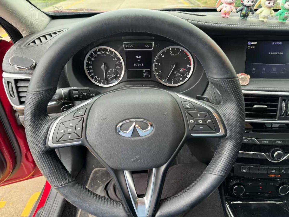 英菲尼迪 QX30  2017款 1.6T 兩驅時尚版圖片
