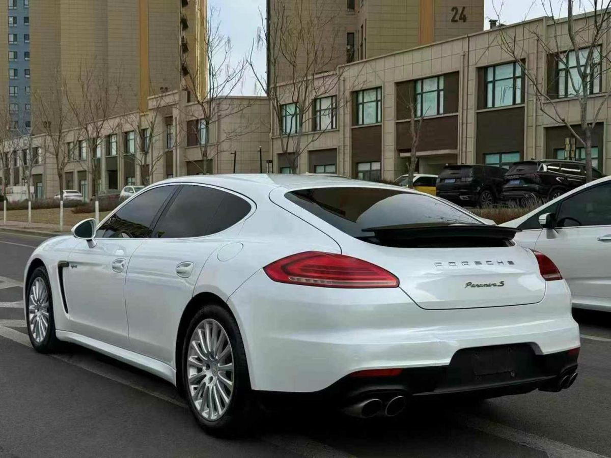 2015年1月保時(shí)捷 Panamera  2015款 Panamera Exclusive Series 4.8T