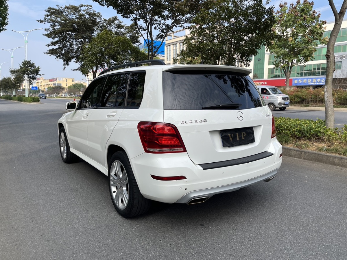 奔馳 奔馳GLK級  2014款 GLK 260 4MATIC 動感型圖片