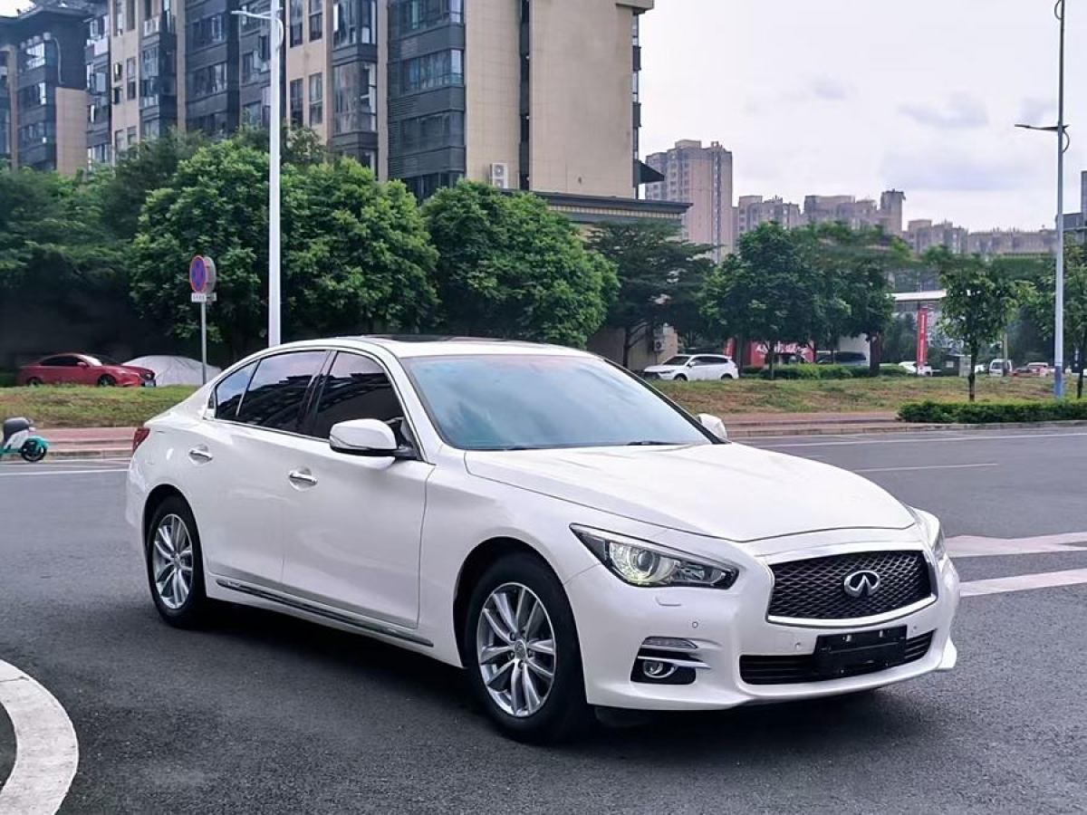 英菲尼迪 Q50L  2015款 2.0T 舒適版圖片