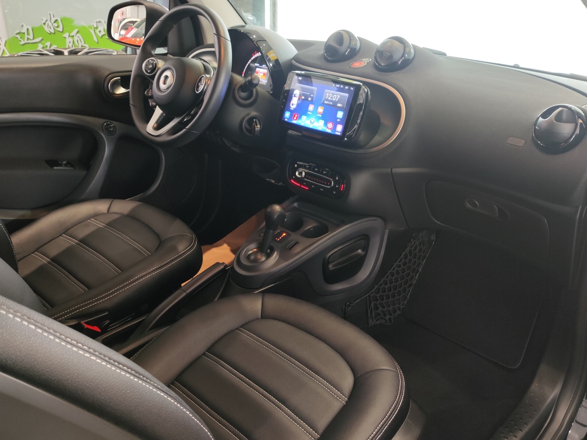 smart fortwo  2011款 1.0 MHD 硬頂激情版圖片