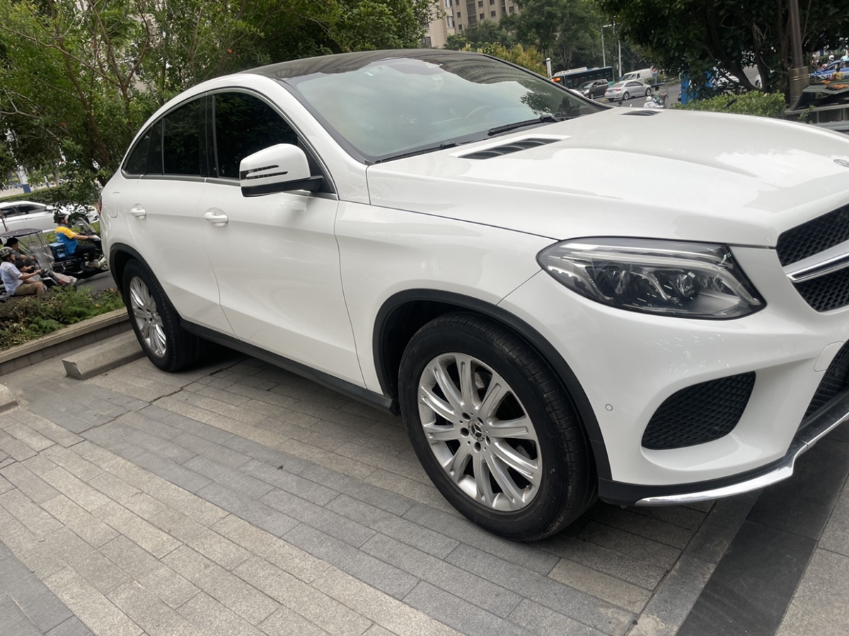 奔馳 奔馳GLE轎跑  2018款 GLE 320 4MATIC 轎跑SUV圖片