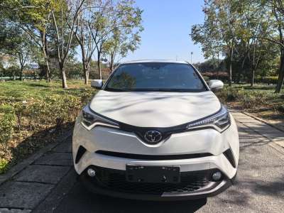 2018年6月 豐田 C-HR 2.0L 豪華版 國(guó)V圖片