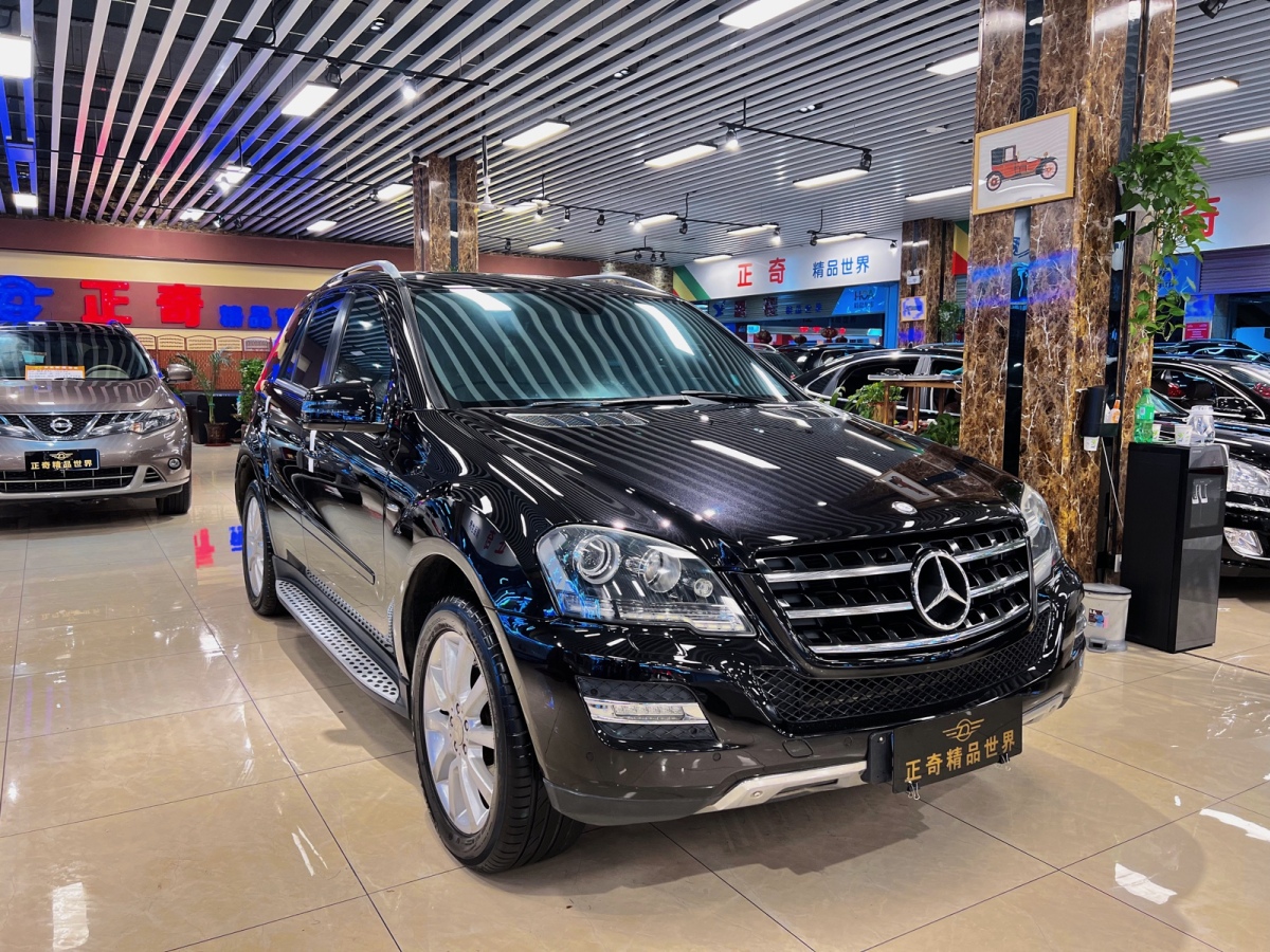 奔驰 奔驰m级 2010款 ml 350 4matic豪华型特别版图片