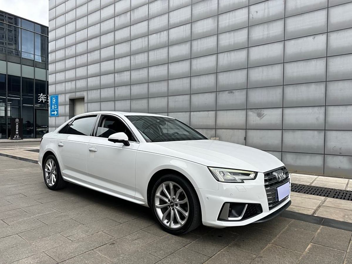 2019年12月奧迪 奧迪A4L  2019款 40 TFSI 時(shí)尚型 國(guó)VI