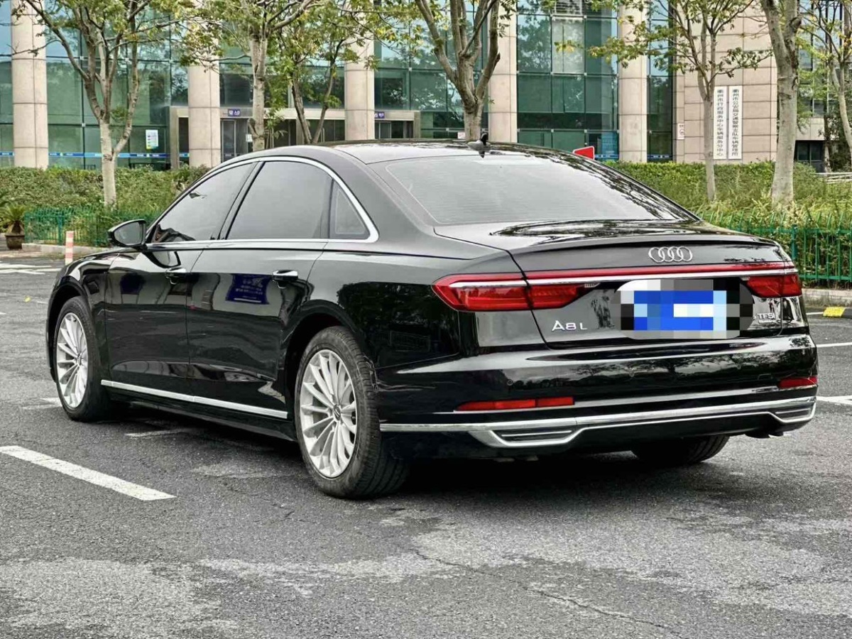 奧迪 奧迪A8  2018款 A8L 55 TFSI quattro投放版尊享型圖片