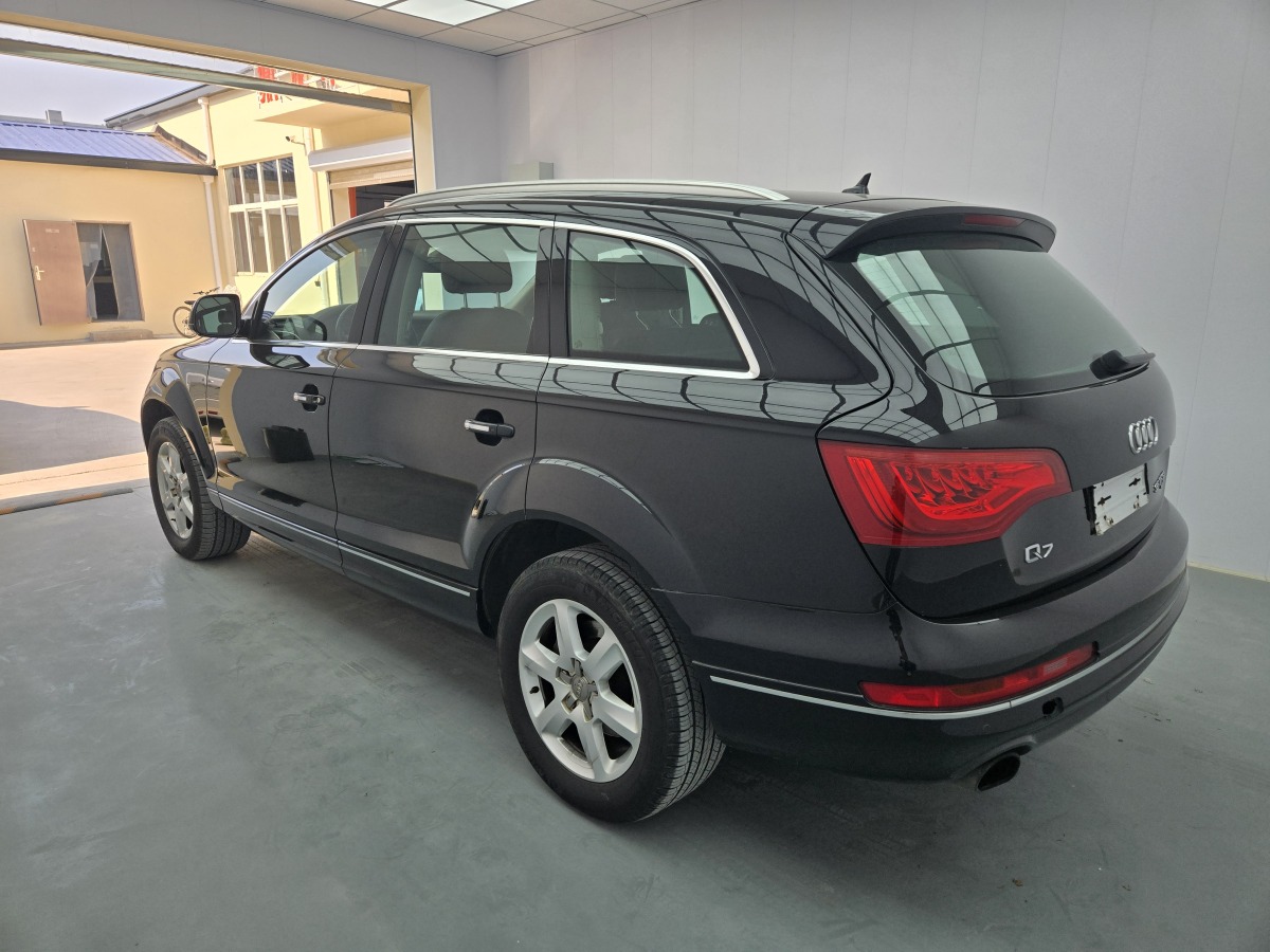 奧迪 奧迪Q7  2012款 3.0 TFSI 技術(shù)型(200kW)圖片