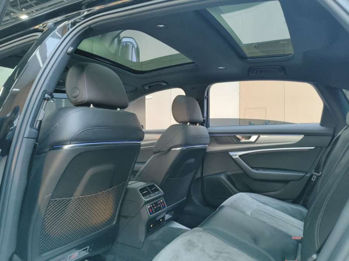 奧迪 奧迪A6L  2021款 45 TFSI 臻選動感型圖片