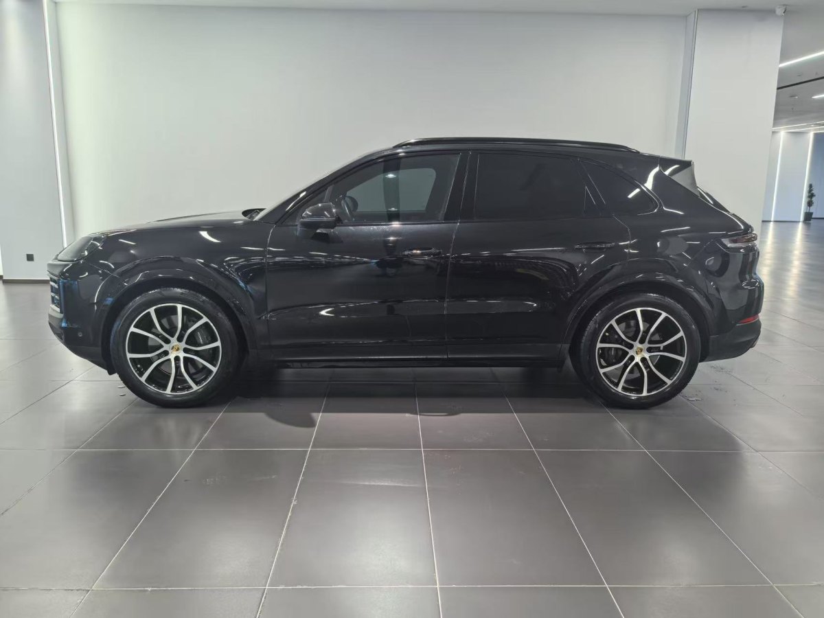 保時(shí)捷 Cayenne  2023款 Cayenne 3.0T圖片