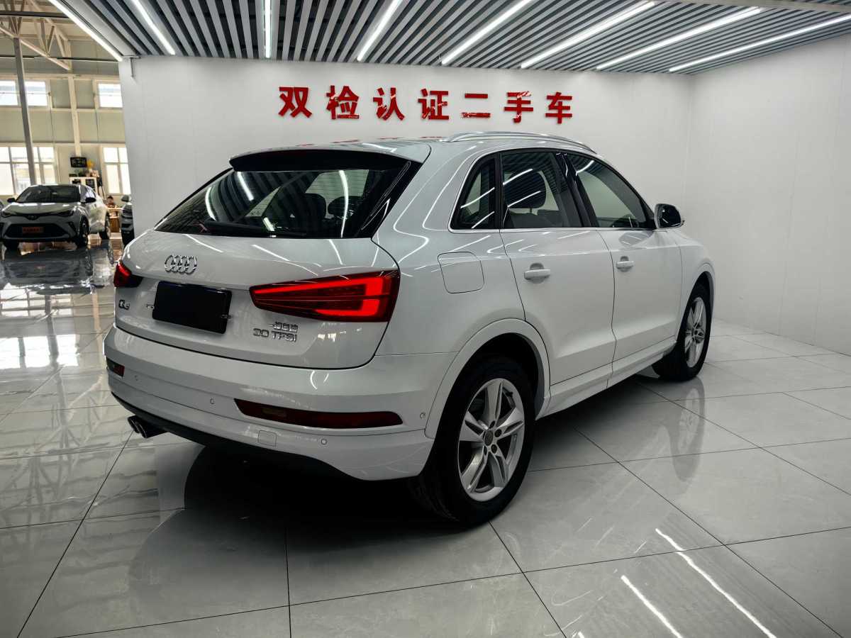 奧迪 奧迪Q3  2017款 30 TFSI 風(fēng)尚型圖片