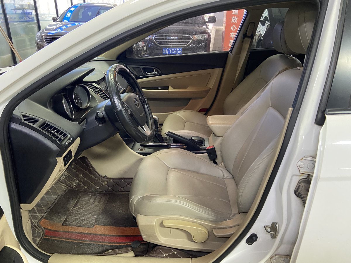 奔腾 B50  2013款 1.6L 手动舒适型图片