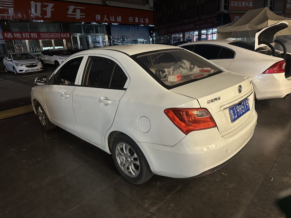 長(zhǎng)安 悅翔V3  2012款 1.3L 手動(dòng)舒適型 國(guó)V圖片