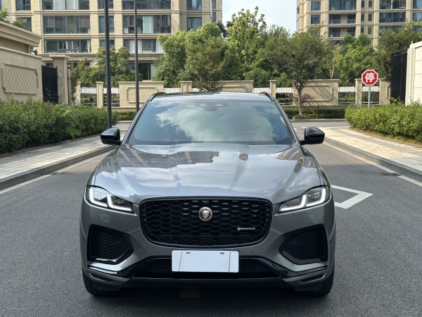 捷豹 F-PACE  2022款 P250 R-Dynamic BLACK