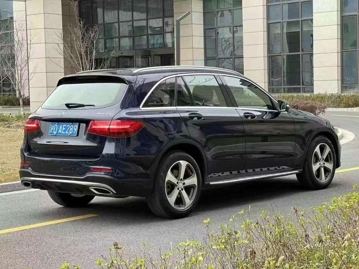 2017年05月奔馳 奔馳GLC  2017款 GLC 260 4MATIC 動(dòng)感型