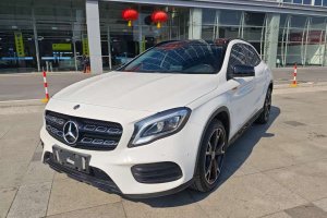 奔馳GLA 奔馳 GLA 220 4MATIC 運(yùn)動(dòng)型