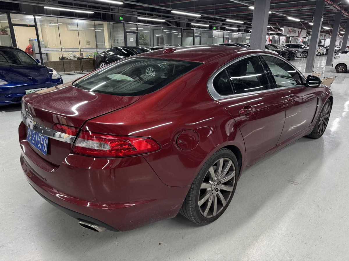 捷豹 XF  2009款 XF 3.0L V6豪華版圖片