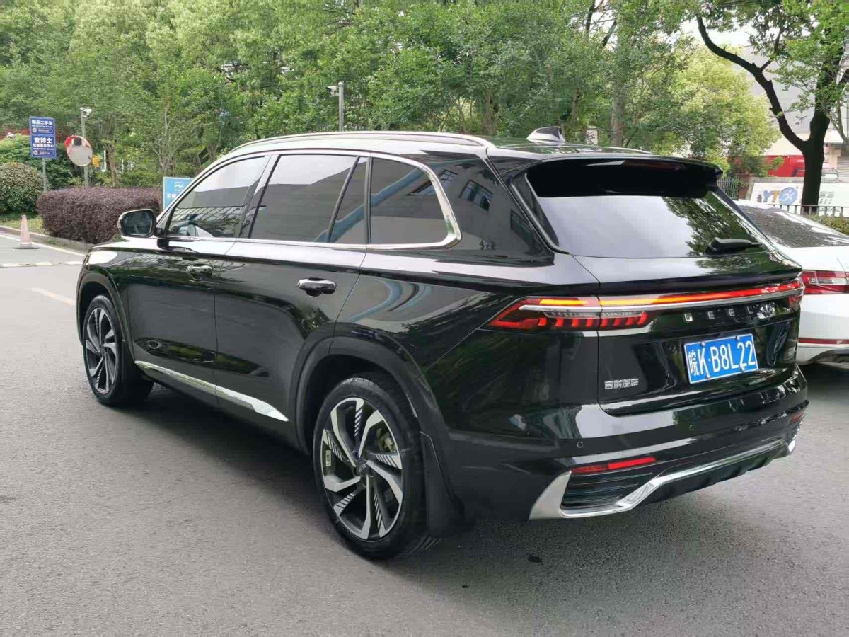 吉利 星越L  2021款 2.0TD DCT EVO兩驅(qū)智尊型圖片