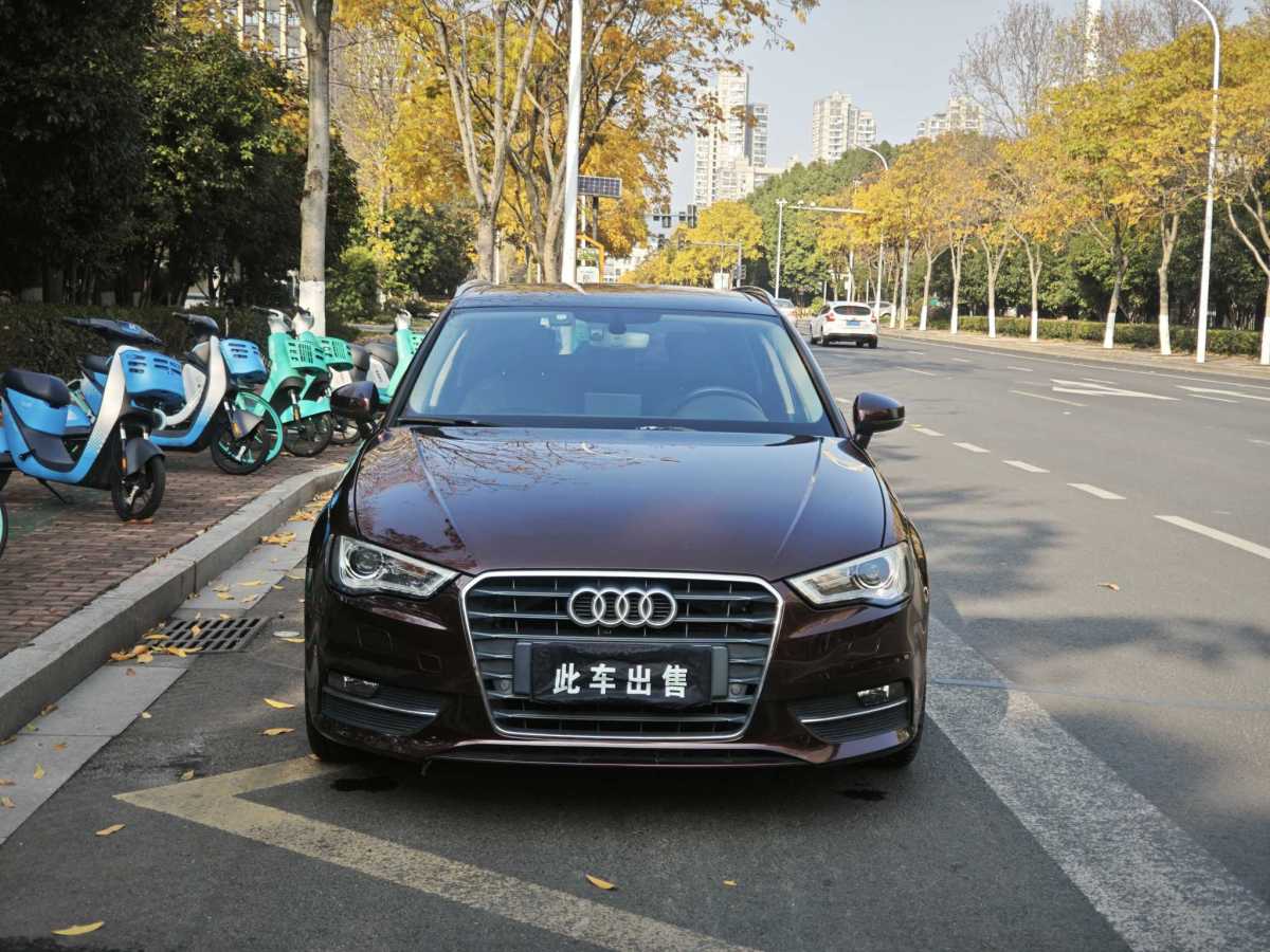 奧迪 奧迪A3  2016款 Sportback 35 TFSI 領(lǐng)英型圖片