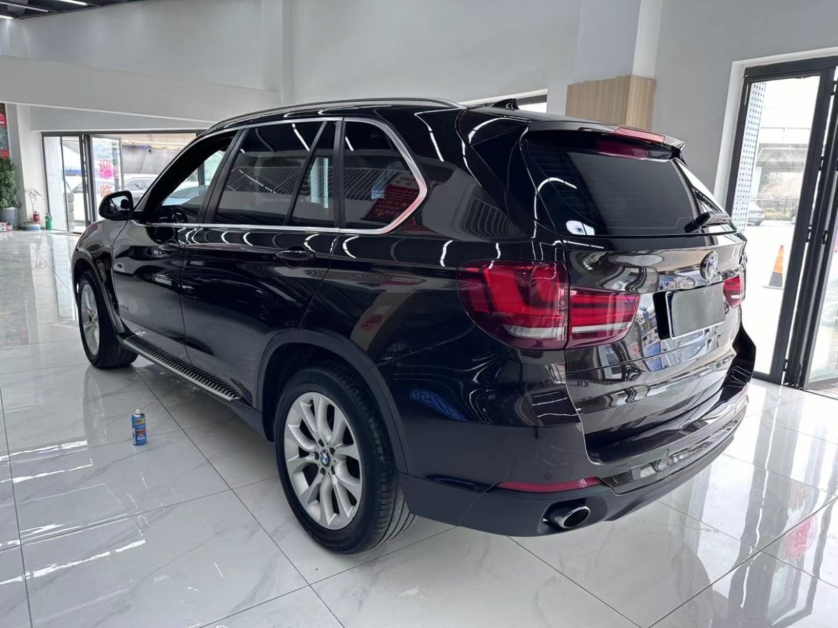 寶馬 寶馬X5  2014款 xDrive35i 領(lǐng)先型圖片