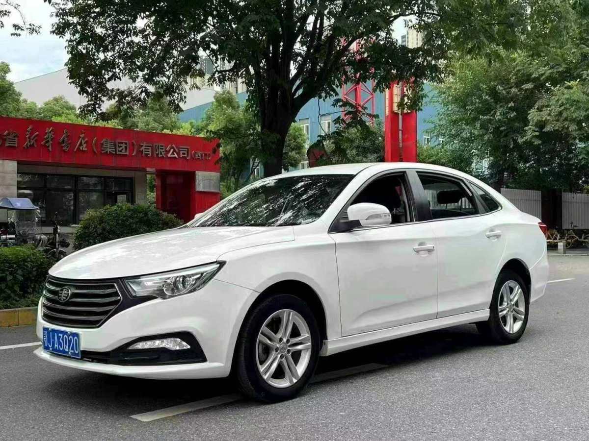 奔腾 B30  2019款 1.6L 自动舒适型图片