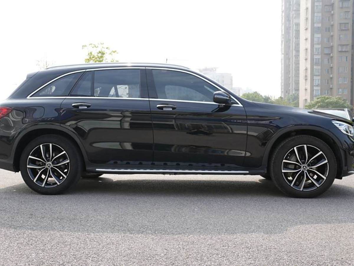 2022年1月奔馳 奔馳GLC  2021款 GLC 300 L 4MATIC 動(dòng)感型