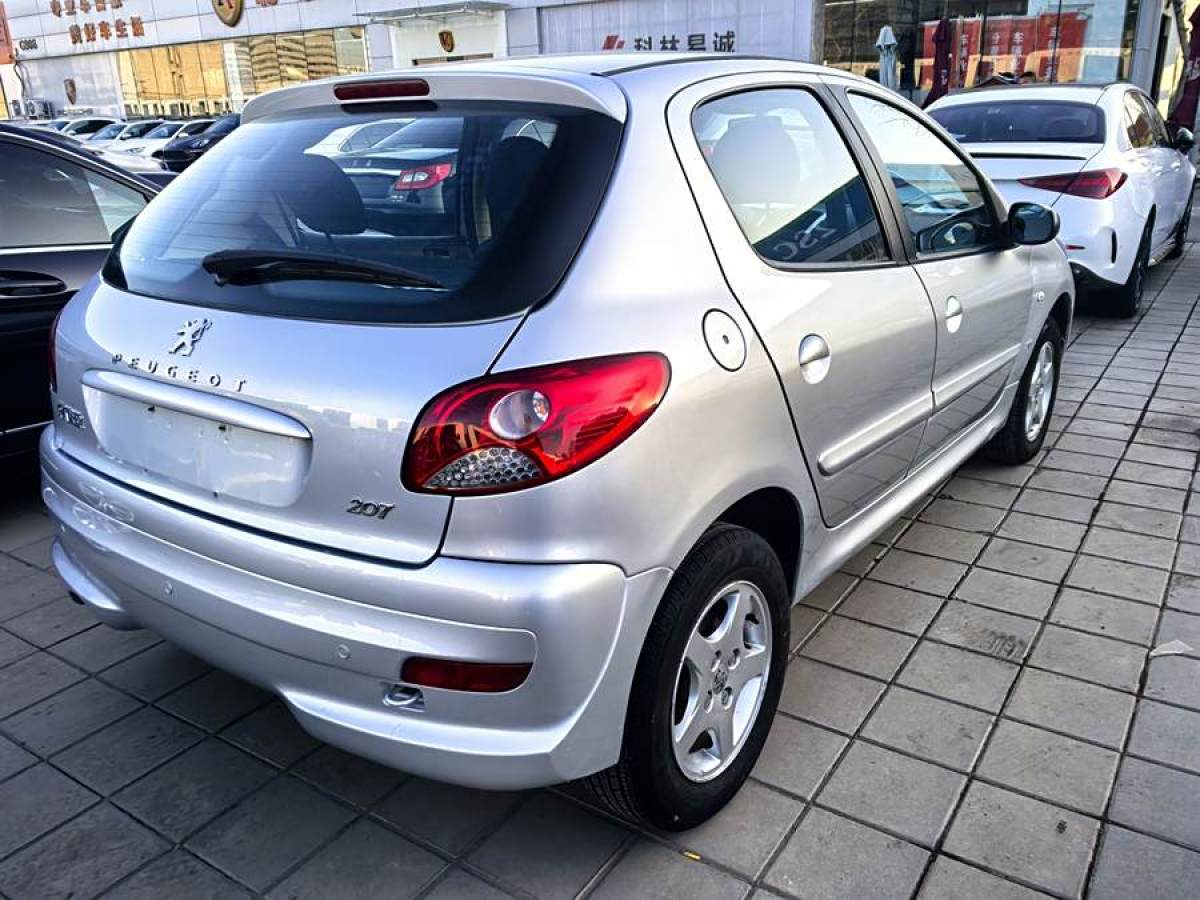 標(biāo)致 207  2011款 兩廂 1.6L 自動品樂版圖片