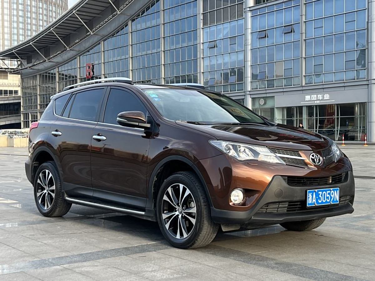 豐田 RAV4榮放  2015款 2.5L 自動四驅精英版圖片