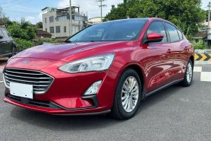 福克斯 福特 三厢 EcoBoost 180 自动ST Line