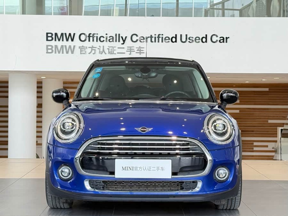 MINI MINI  2020款 1.5T COOPER 藝術家 五門版圖片