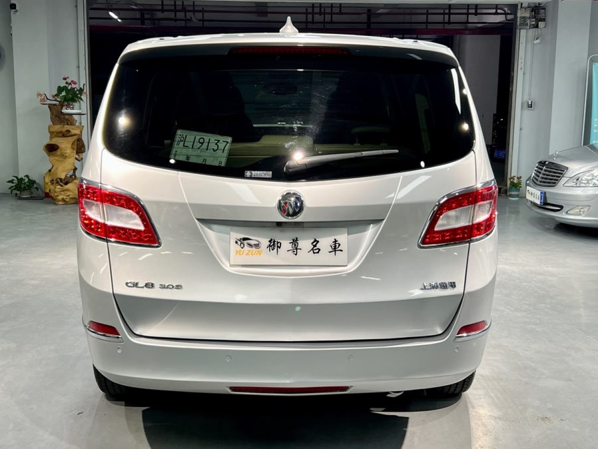 別克 GL8  2013款 3.0L GT豪華商務豪雅版圖片