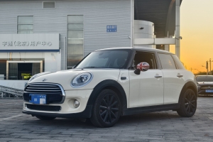 MINI MINI 1.5T COOPER 先锋派 五门版