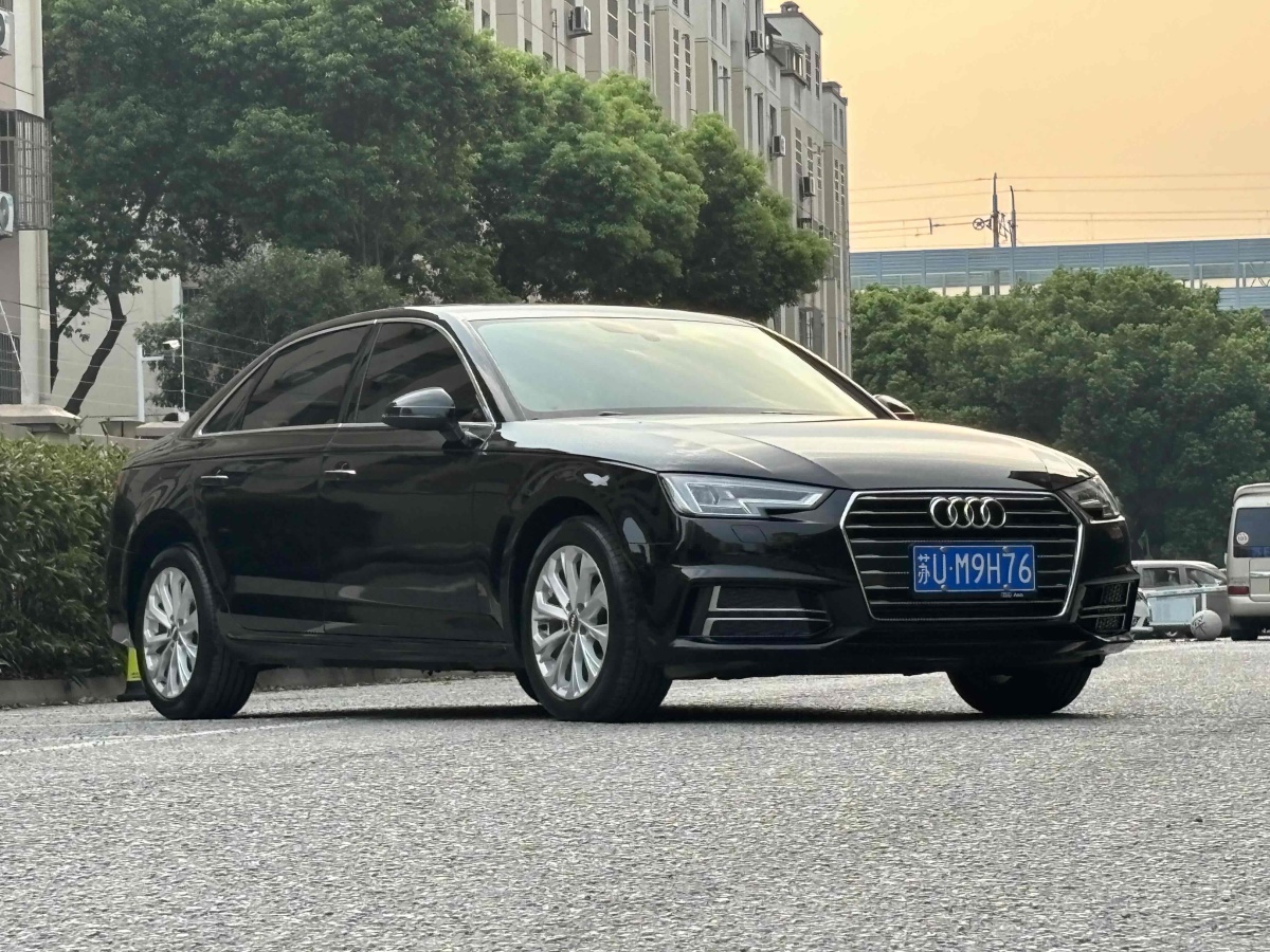 奥迪 奥迪A4L  2018款 30周年年型 40 TFSI 进取型图片