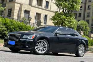 300C 克莱斯勒 3.0L 卓越版