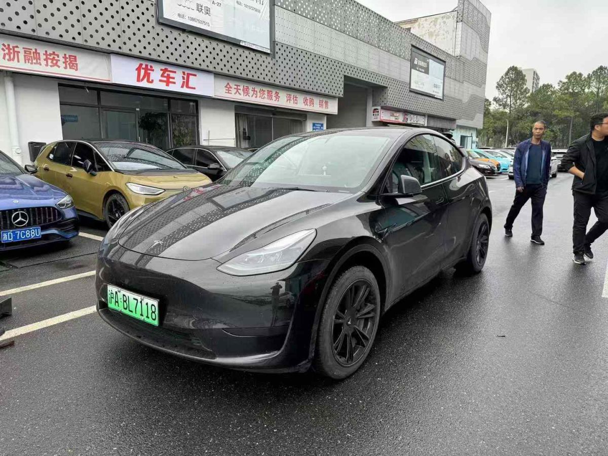 特斯拉 Model S  2023款 三電機(jī)全輪驅(qū)動 Plaid版圖片