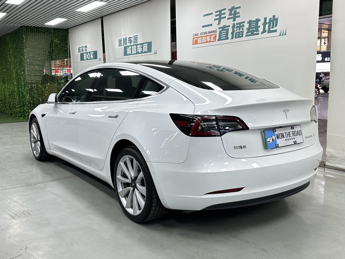 特斯拉 Model 3  2020款 改款 長(zhǎng)續(xù)航后輪驅(qū)動(dòng)版圖片