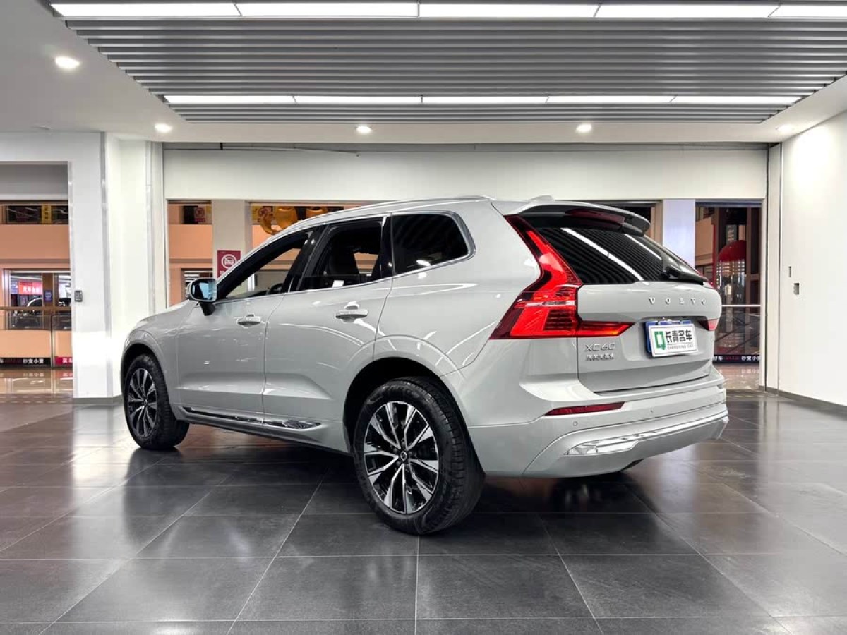 沃爾沃 XC60  2023款 B5 四驅智遠豪華版圖片