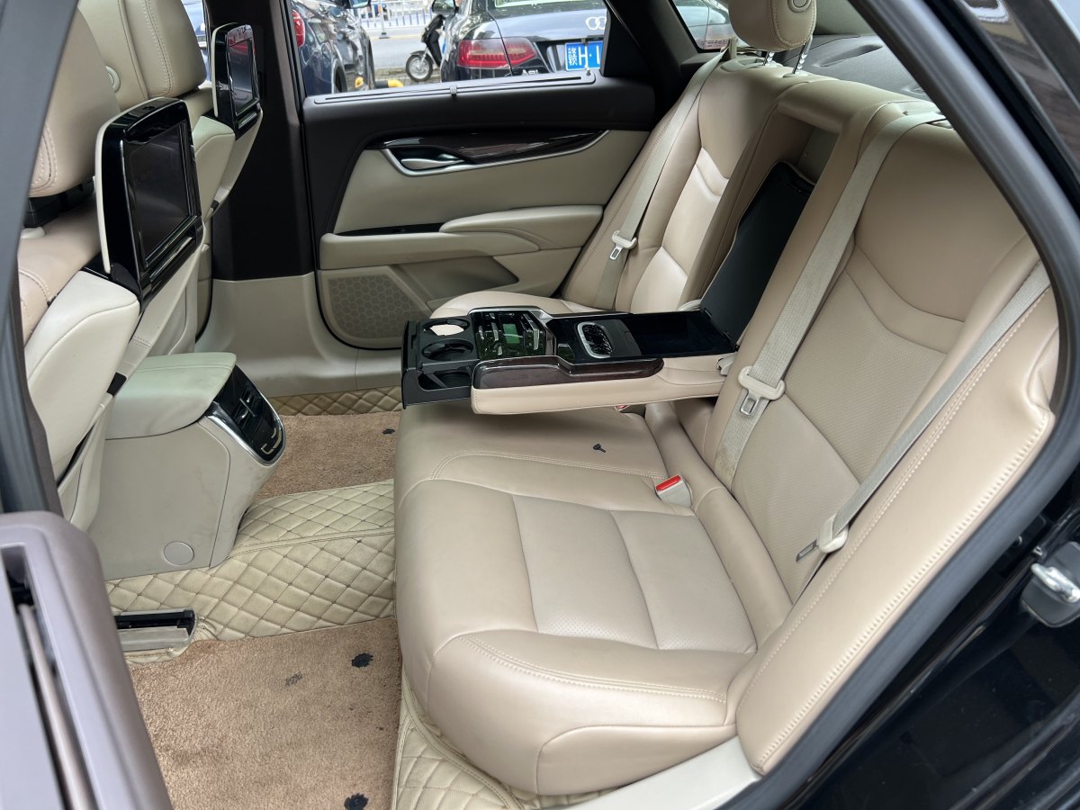 凯迪拉克 XTS  2013款 28T 豪华型图片