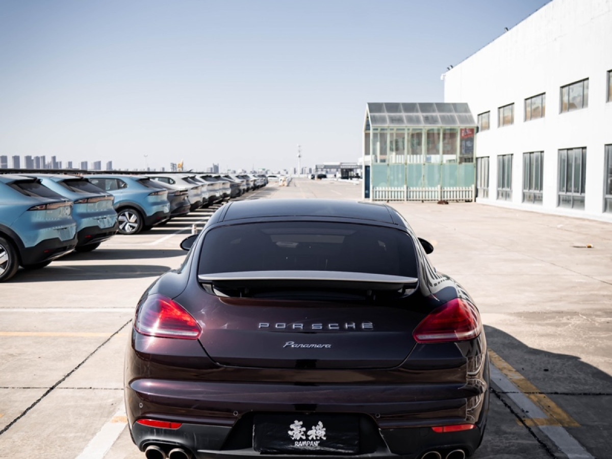 保時(shí)捷 Panamera  2014款 Panamera Executive 3.0T圖片