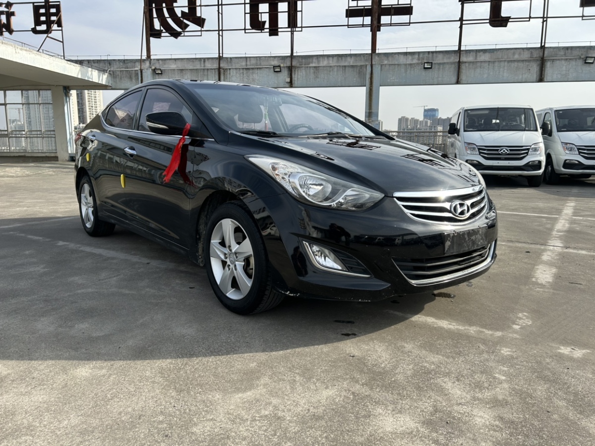 現(xiàn)代 朗動  2013款 1.6L 自動領(lǐng)先型圖片