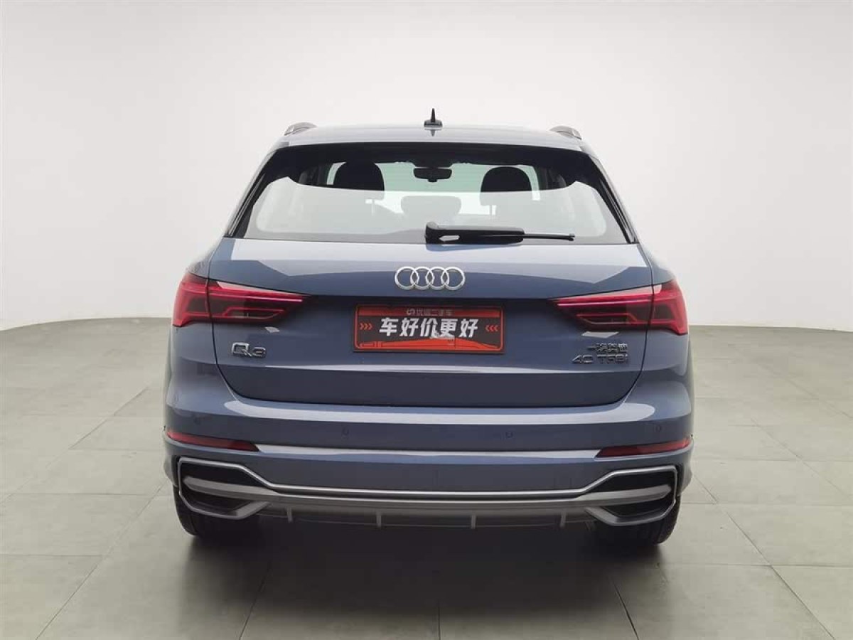 奧迪 奧迪Q3  2023款 40 TFSI RS套件燃速型圖片
