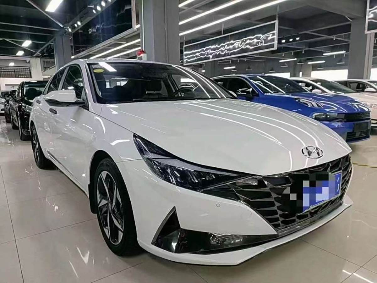 現(xiàn)代 伊蘭特  2022款 1.5L CVT GLS領(lǐng)先版圖片