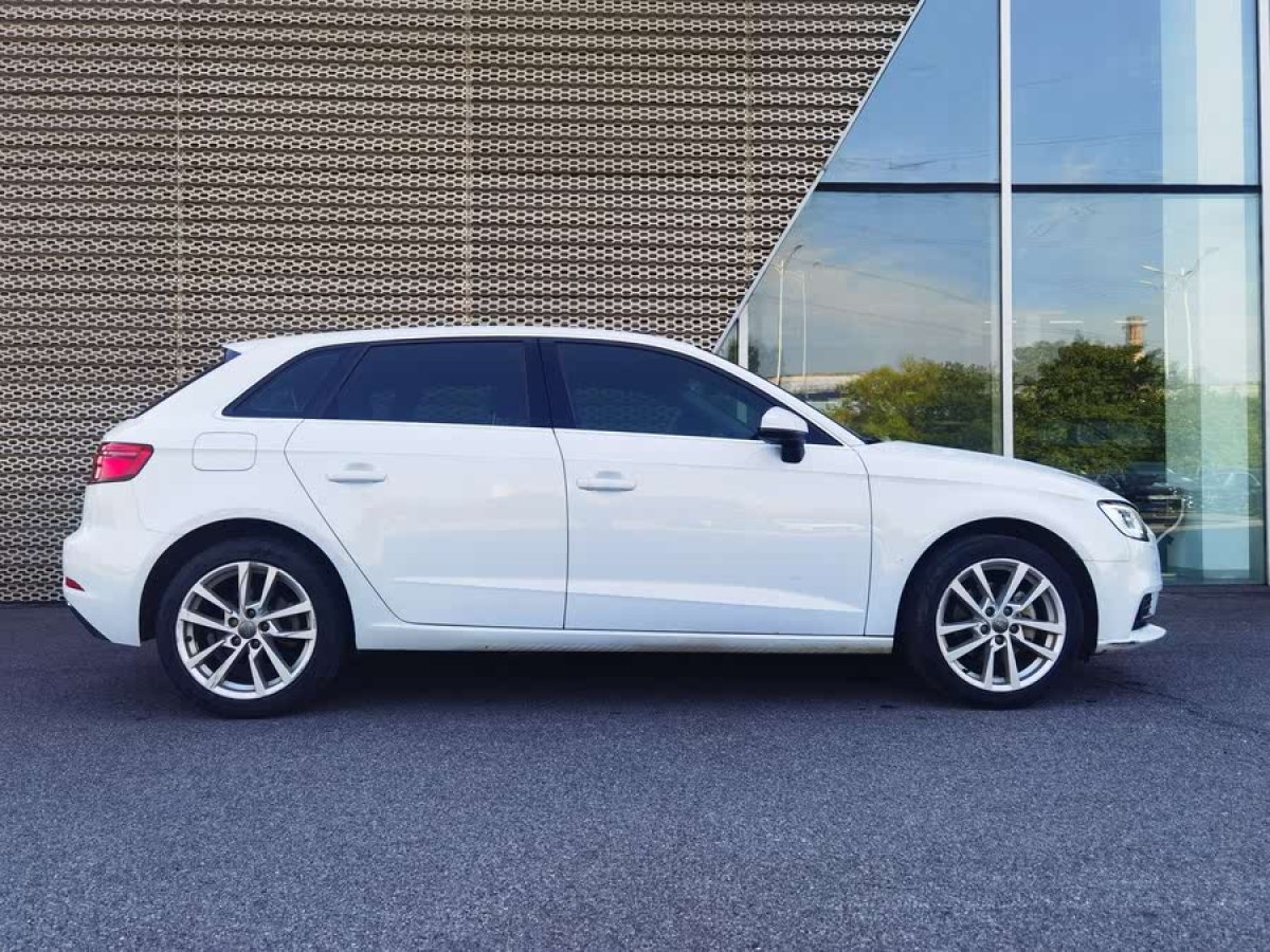 奧迪 奧迪A3  2020款 改款 Sportback 35 TFSI 進(jìn)取型 國(guó)VI圖片