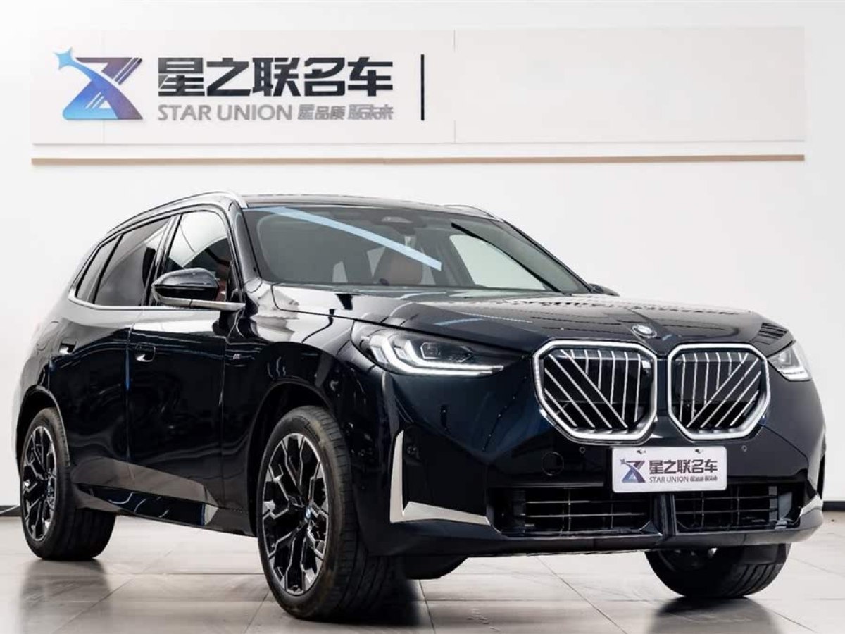 寶馬 寶馬X3  2025款 xDrive30L 領(lǐng)先型 M運(yùn)動(dòng)套裝圖片