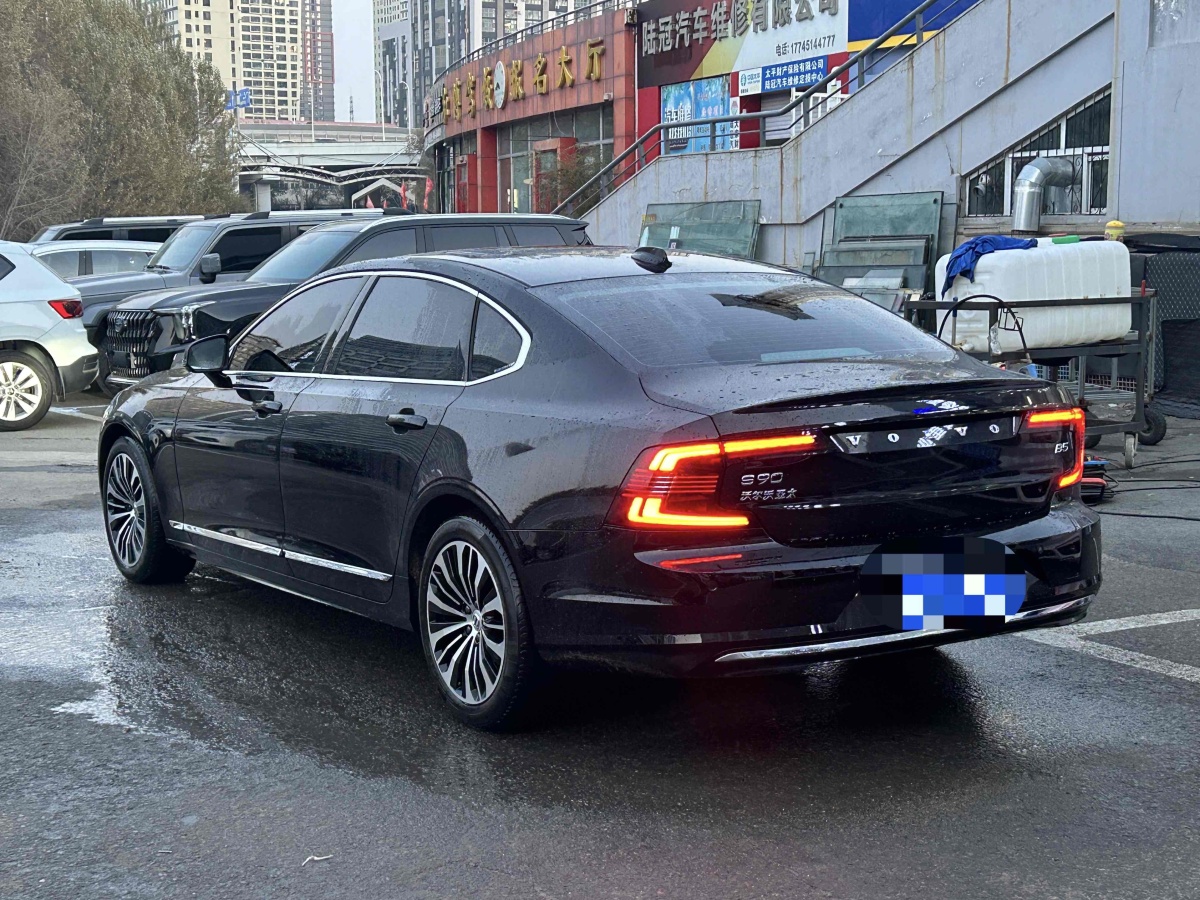 沃尔沃 S90  2024款 B5 智逸豪华版图片