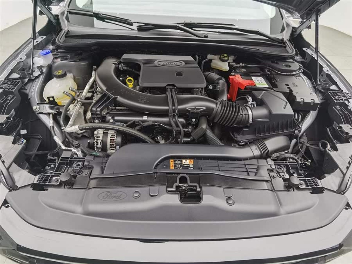 福特 蒙迪歐  2025款 2.0T EcoBoost 豪華型圖片