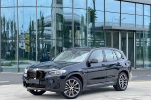 寶馬X3 寶馬 改款 xDrive30i 領(lǐng)先型 M曜夜套裝