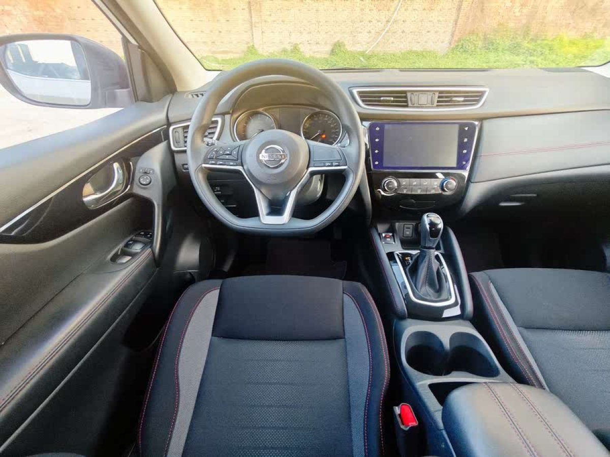日產(chǎn) 逍客  2021款 2.0L CVT智享版圖片