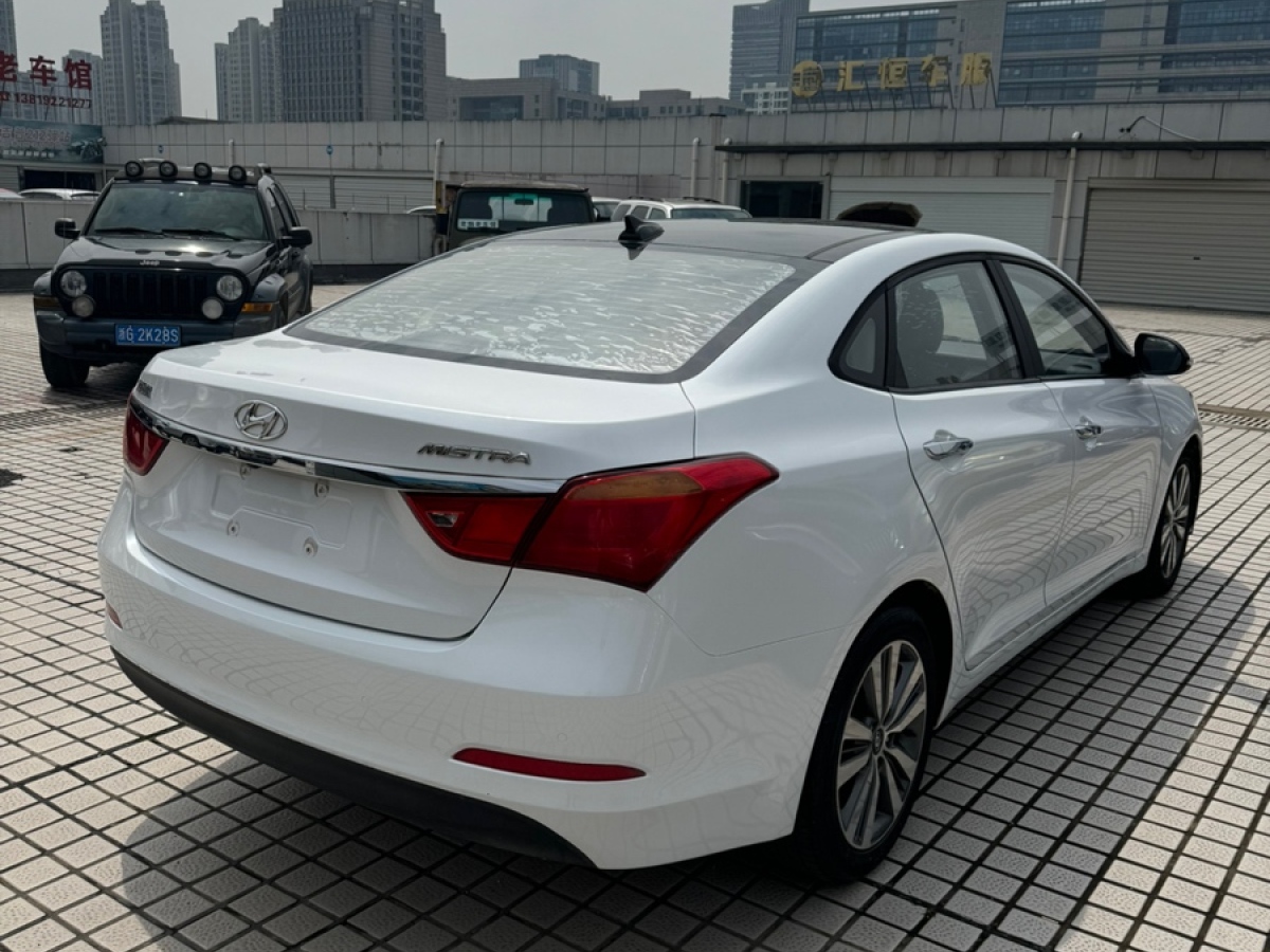 2017年1月現(xiàn)代 名圖  2017款 1.8L 自動智能型GLS